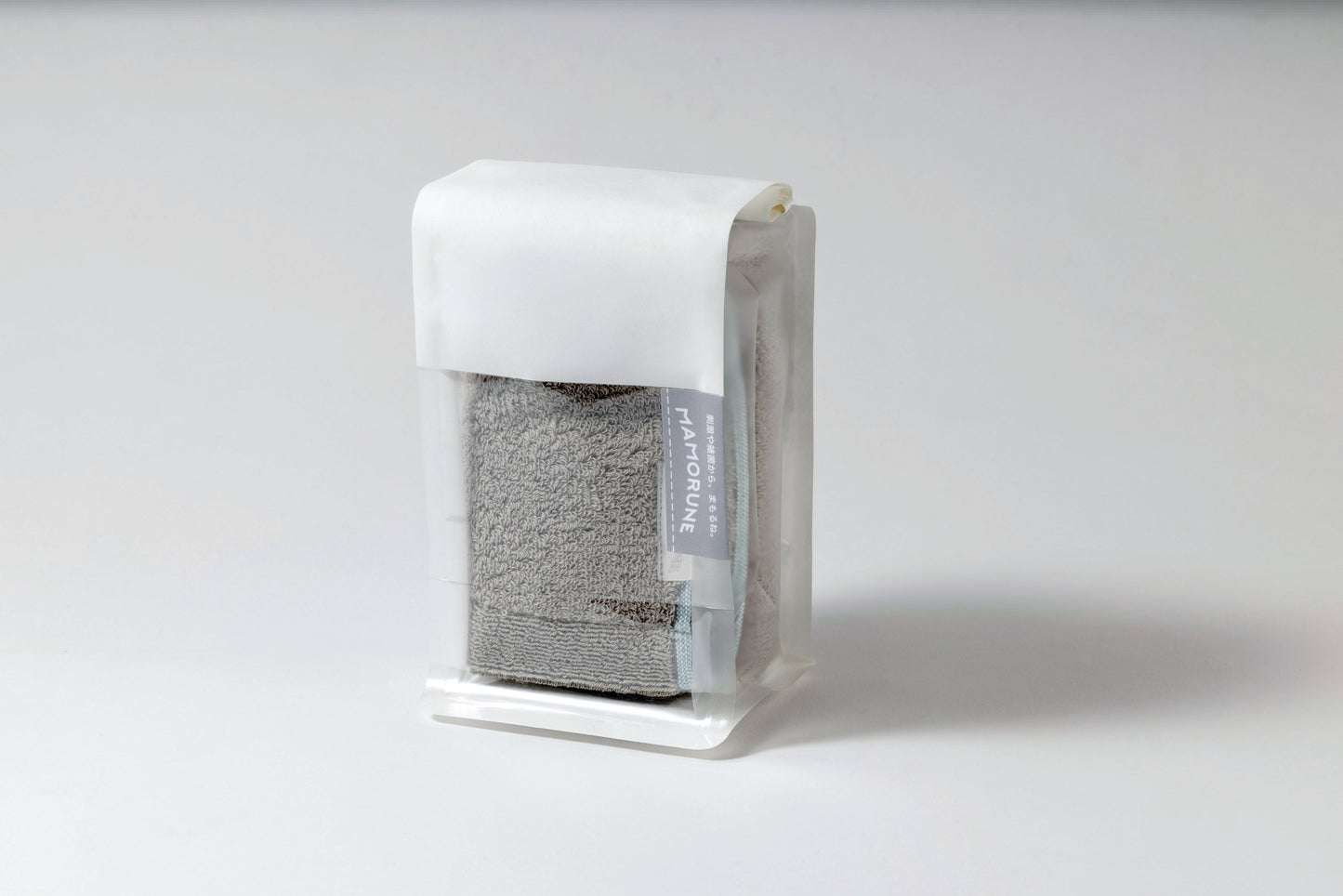 MAMORUNE for Beauty　ハンドタオル　(34cm×34cm)