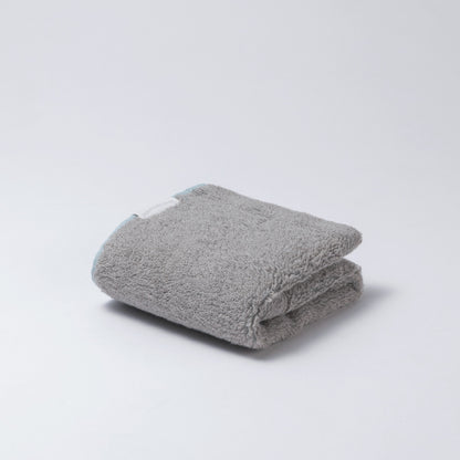 MAMORUNE for Beauty　ハンドタオル　(34cm×34cm)